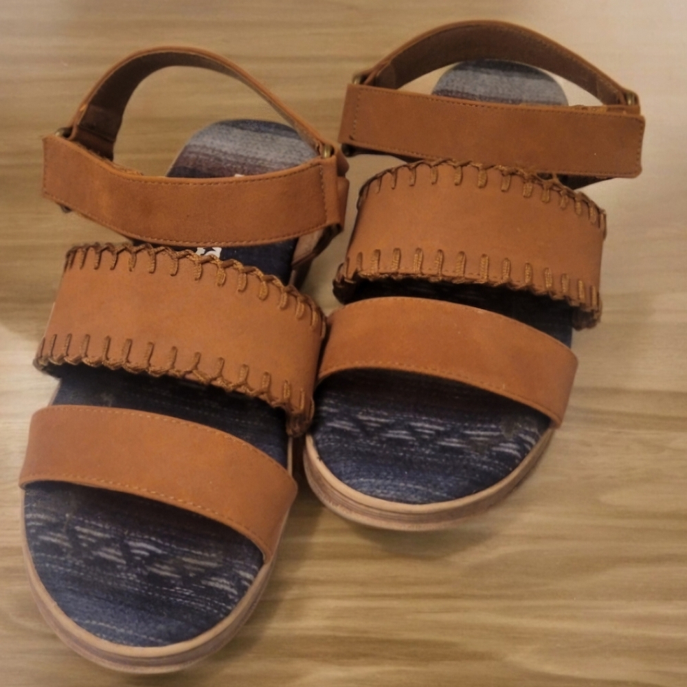 🌸MUK LUKS Women's  Sandal